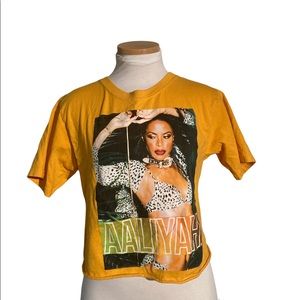 Aaliyah Yellow Crew Neck Crop Top Size S